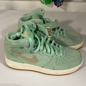 nike air force mid